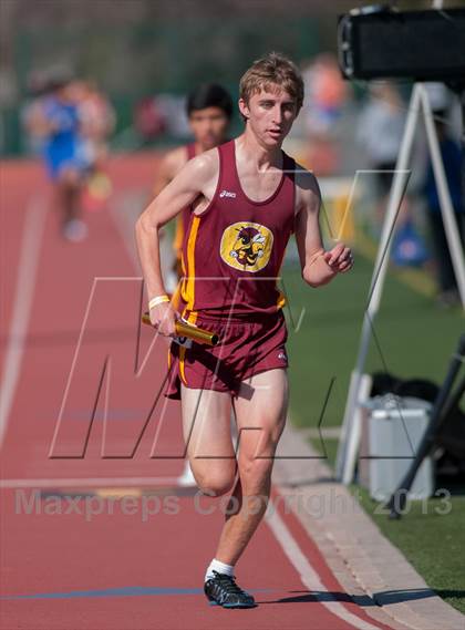 Thumbnail 3 in Ventura Invitational 4X1600M Relay photogallery.