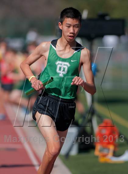 Thumbnail 2 in Ventura Invitational 4X1600M Relay photogallery.