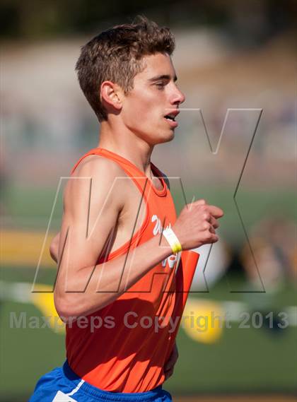 Thumbnail 2 in Ventura Invitational 4X1600M Relay photogallery.