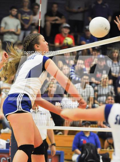 Thumbnail 1 in Blue Ridge vs Snowflake (AIA 3A Semifinal) photogallery.