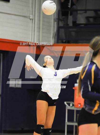Thumbnail 3 in Blue Ridge vs Snowflake (AIA 3A Semifinal) photogallery.