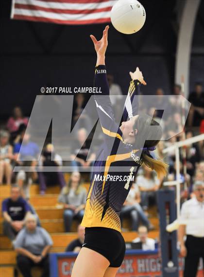 Thumbnail 2 in Blue Ridge vs Snowflake (AIA 3A Semifinal) photogallery.