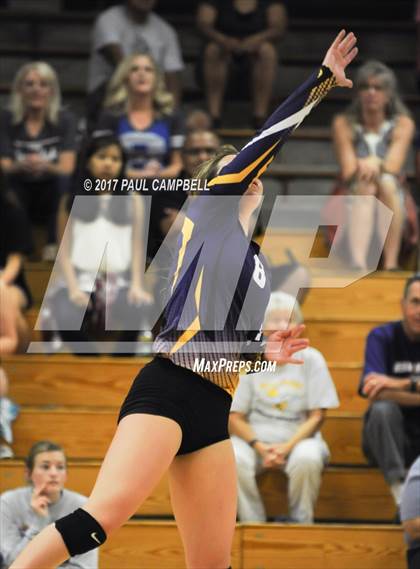 Thumbnail 2 in Blue Ridge vs Snowflake (AIA 3A Semifinal) photogallery.