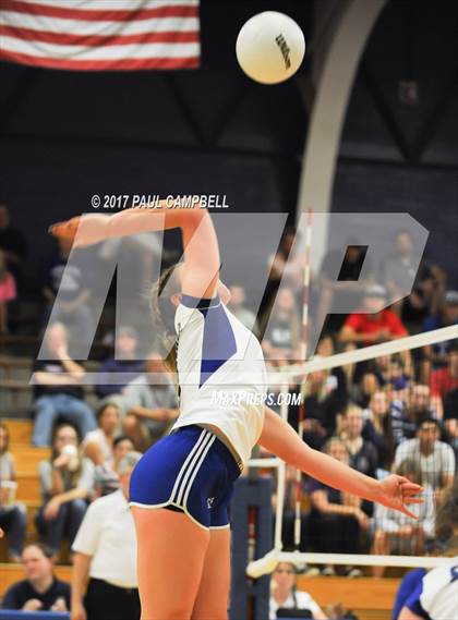 Thumbnail 2 in Blue Ridge vs Snowflake (AIA 3A Semifinal) photogallery.
