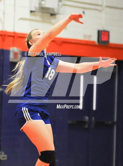 Thumbnail 2 in Blue Ridge vs Snowflake (AIA 3A Semifinal) photogallery.