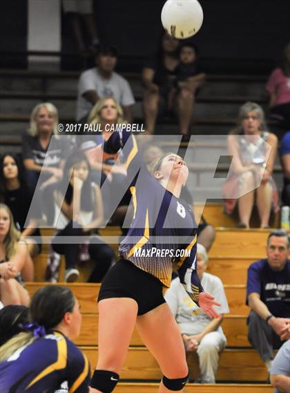 Thumbnail 3 in Blue Ridge vs Snowflake (AIA 3A Semifinal) photogallery.
