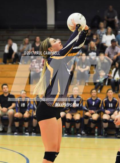 Thumbnail 3 in Blue Ridge vs Snowflake (AIA 3A Semifinal) photogallery.