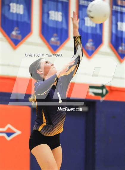 Thumbnail 1 in Blue Ridge vs Snowflake (AIA 3A Semifinal) photogallery.
