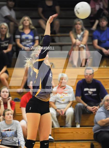 Thumbnail 3 in Blue Ridge vs Snowflake (AIA 3A Semifinal) photogallery.