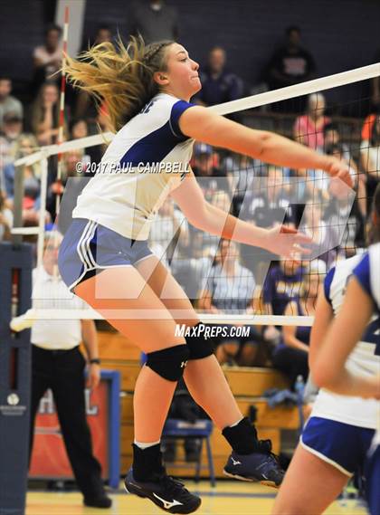 Thumbnail 2 in Blue Ridge vs Snowflake (AIA 3A Semifinal) photogallery.