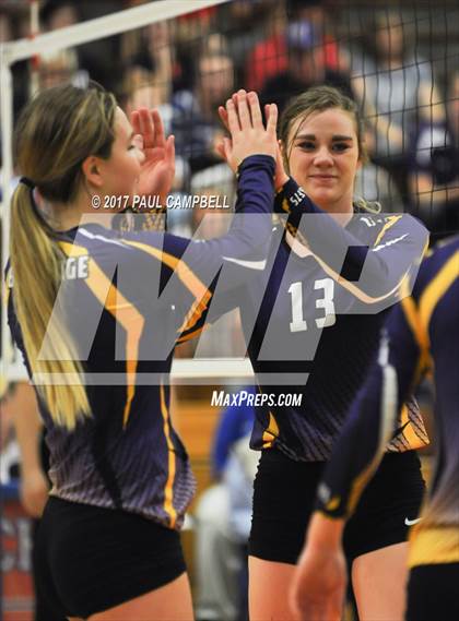 Thumbnail 1 in Blue Ridge vs Snowflake (AIA 3A Semifinal) photogallery.