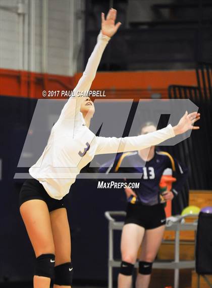 Thumbnail 3 in Blue Ridge vs Snowflake (AIA 3A Semifinal) photogallery.