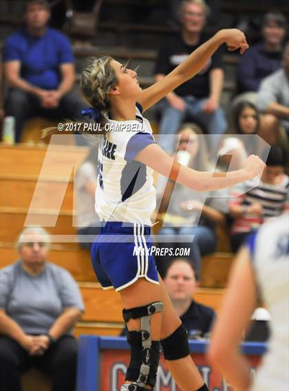Thumbnail 2 in Blue Ridge vs Snowflake (AIA 3A Semifinal) photogallery.