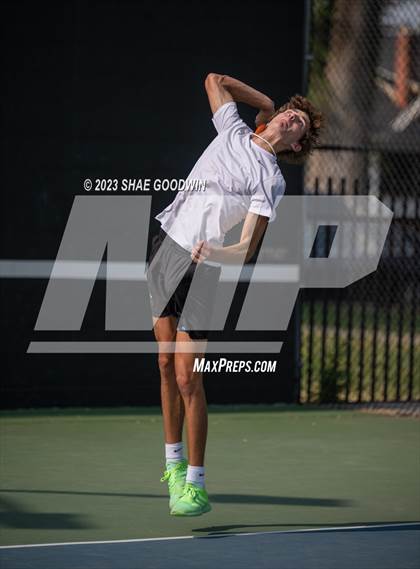 Thumbnail 1 in UHSAA 4A Semifinals photogallery.