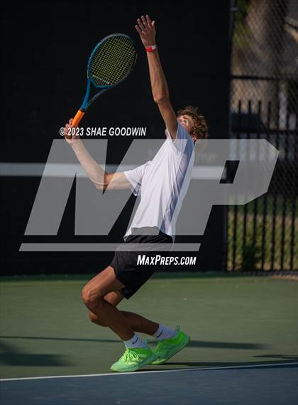 Thumbnail 3 in UHSAA 4A Semifinals photogallery.