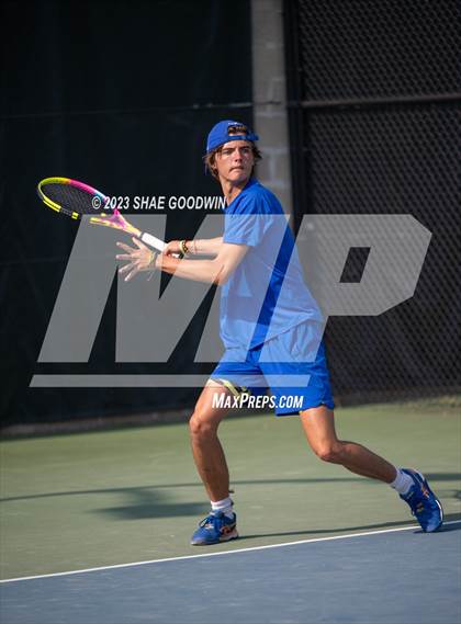 Thumbnail 2 in UHSAA 4A Semifinals photogallery.