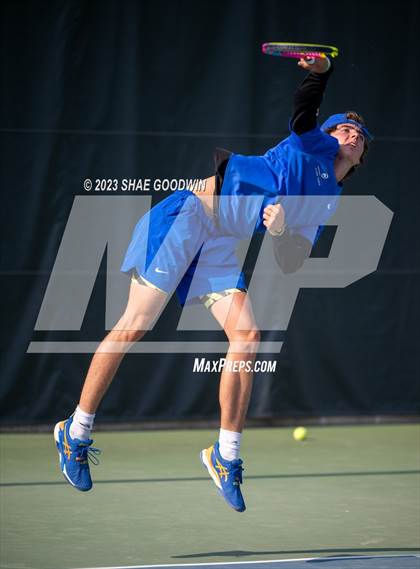 Thumbnail 1 in UHSAA 4A Semifinals photogallery.
