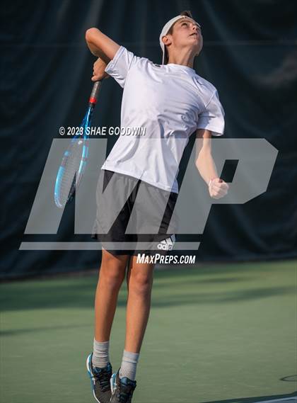 Thumbnail 2 in UHSAA 4A Semifinals photogallery.