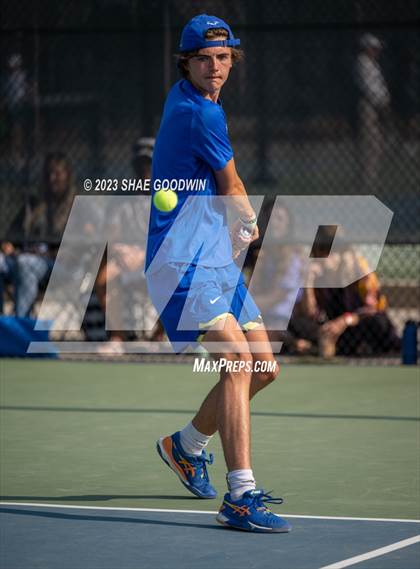 Thumbnail 2 in UHSAA 4A Semifinals photogallery.