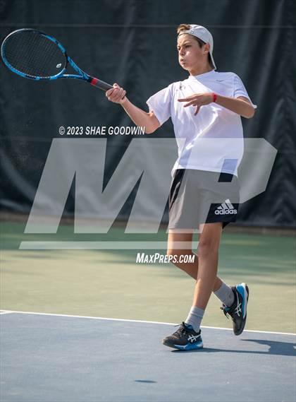 Thumbnail 3 in UHSAA 4A Semifinals photogallery.