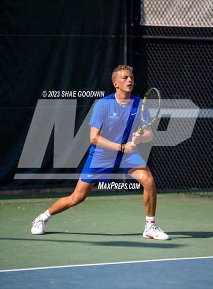 Thumbnail 2 in UHSAA 4A Semifinals photogallery.