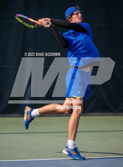 Thumbnail 2 in UHSAA 4A Semifinals photogallery.