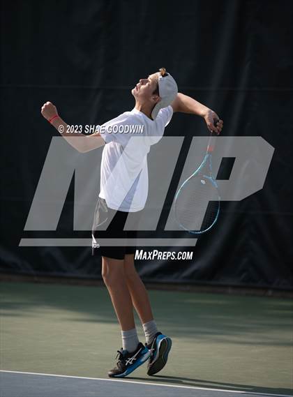 Thumbnail 2 in UHSAA 4A Semifinals photogallery.