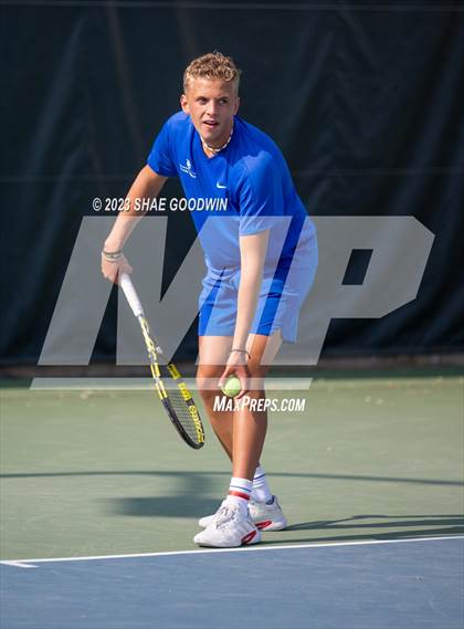 Thumbnail 2 in UHSAA 4A Semifinals photogallery.