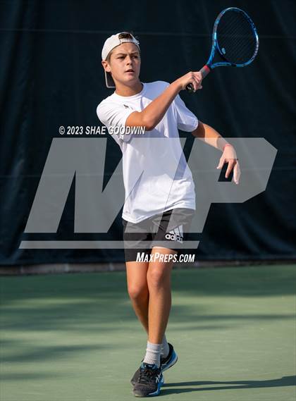 Thumbnail 3 in UHSAA 4A Semifinals photogallery.