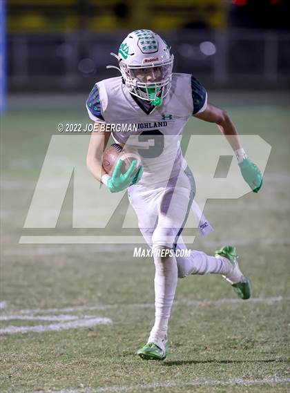 Thumbnail 1 in Highland @ Bakersfield Christian photogallery.
