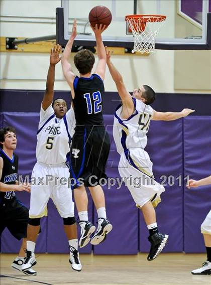 Thumbnail 3 in Bradshaw Christian vs. Sacramento Waldorf (CIF SJS D5 Playoffs) photogallery.