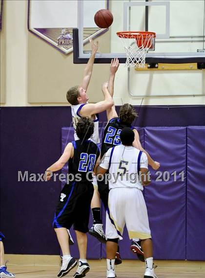 Thumbnail 3 in Bradshaw Christian vs. Sacramento Waldorf (CIF SJS D5 Playoffs) photogallery.