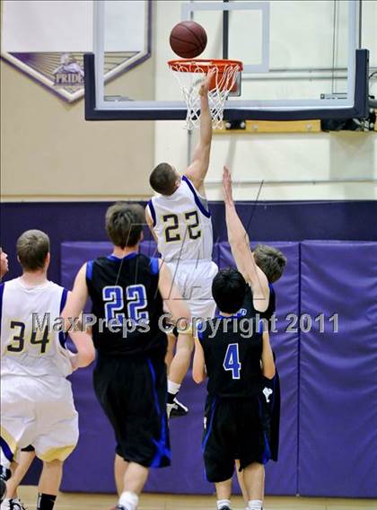 Thumbnail 3 in Bradshaw Christian vs. Sacramento Waldorf (CIF SJS D5 Playoffs) photogallery.