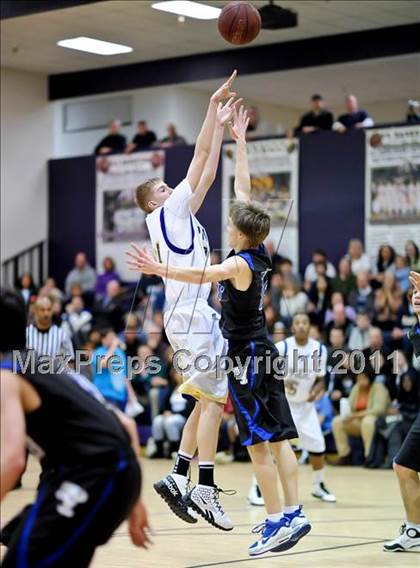 Thumbnail 1 in Bradshaw Christian vs. Sacramento Waldorf (CIF SJS D5 Playoffs) photogallery.