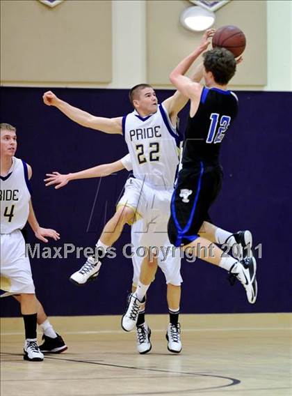 Thumbnail 2 in Bradshaw Christian vs. Sacramento Waldorf (CIF SJS D5 Playoffs) photogallery.
