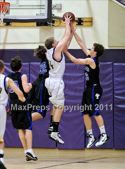 Thumbnail 1 in Bradshaw Christian vs. Sacramento Waldorf (CIF SJS D5 Playoffs) photogallery.