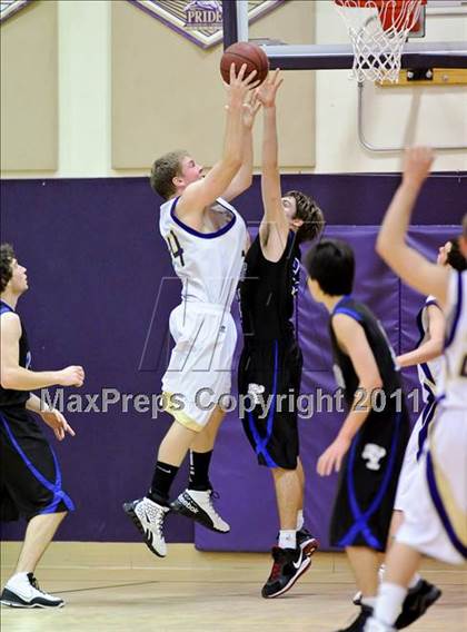 Thumbnail 3 in Bradshaw Christian vs. Sacramento Waldorf (CIF SJS D5 Playoffs) photogallery.