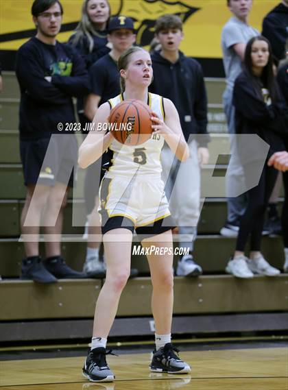 Thumbnail 2 in Windsor/Stewardson-Strasburg @ Tuscola photogallery.