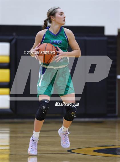 Thumbnail 2 in Windsor/Stewardson-Strasburg @ Tuscola photogallery.