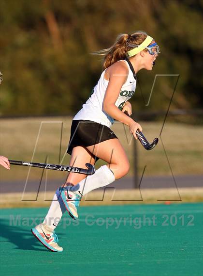 Thumbnail 3 in Foxcroft vs. Hampton Roads Academy (VISAA D2 Semifinal) photogallery.