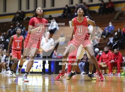 Thumbnail 2 in Seventy-First @ Cape Fear photogallery.