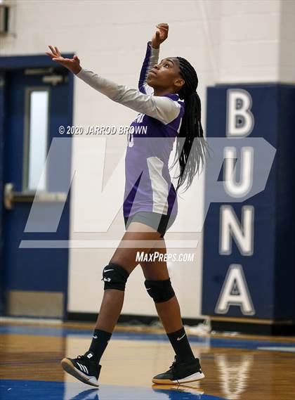 Thumbnail 3 in Newton vs Buna photogallery.