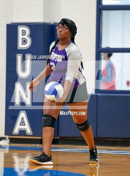 Thumbnail 1 in Newton vs Buna photogallery.