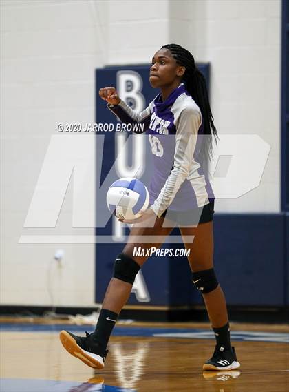 Thumbnail 2 in Newton vs Buna photogallery.