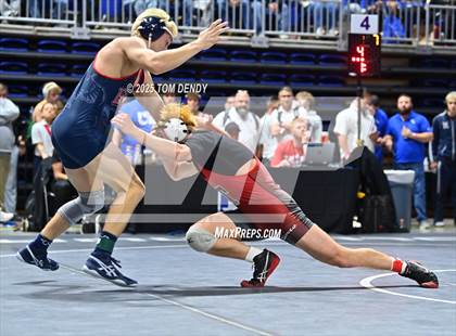 Thumbnail 2 in UIL Wrestling 5A-6A Finals (Round 2) photogallery.