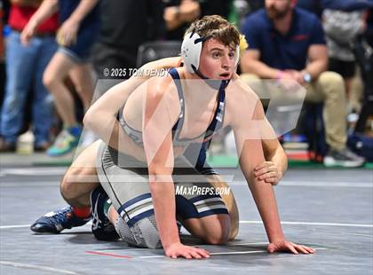 Thumbnail 1 in UIL Wrestling 5A-6A Finals (Round 2) photogallery.