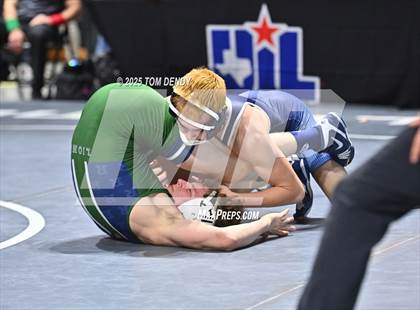 Thumbnail 3 in UIL Wrestling 5A-6A Finals (Round 2) photogallery.
