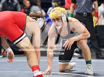 Thumbnail 1 in UIL Wrestling 5A-6A Finals (Round 2) photogallery.