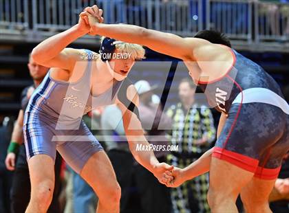 Thumbnail 1 in UIL Wrestling 5A-6A Finals (Round 2) photogallery.