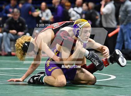 Thumbnail 3 in UIL Wrestling 5A-6A Finals (Round 2) photogallery.